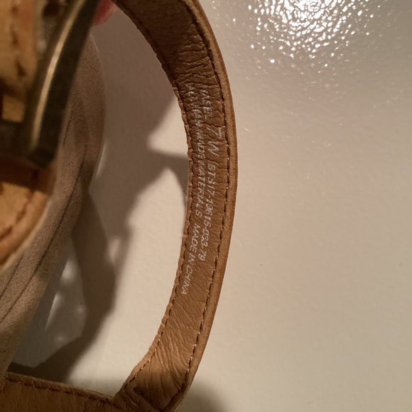 Baretraps Hasel wedge sandal with memory foam - Picture 6 of 6